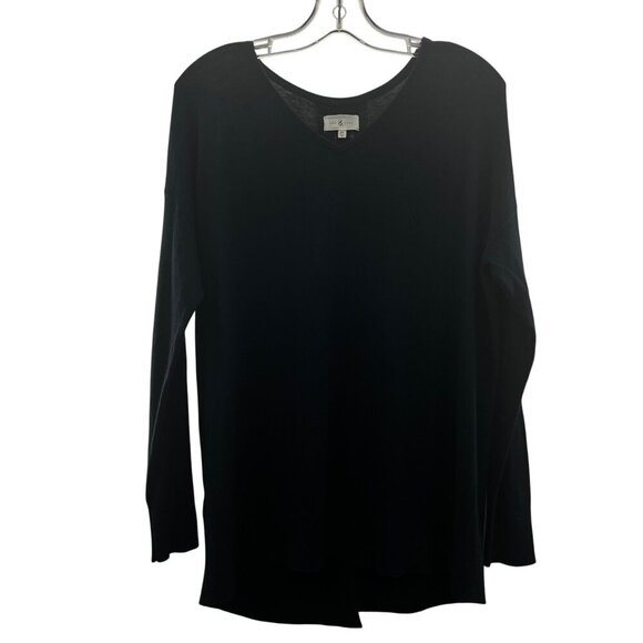 Lou & Grey V-Neck Pullover Lightweight Sweater Vented Back Navy Size Medium - Picture 1 of 9